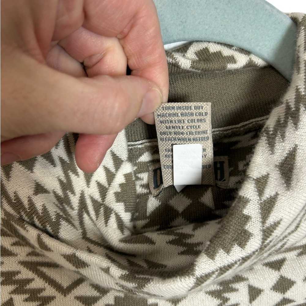 Duluth Trading Co Women’s Coolmax Mock Neck Cream Olive Aztec Pullover medium - Picture 6 of 14